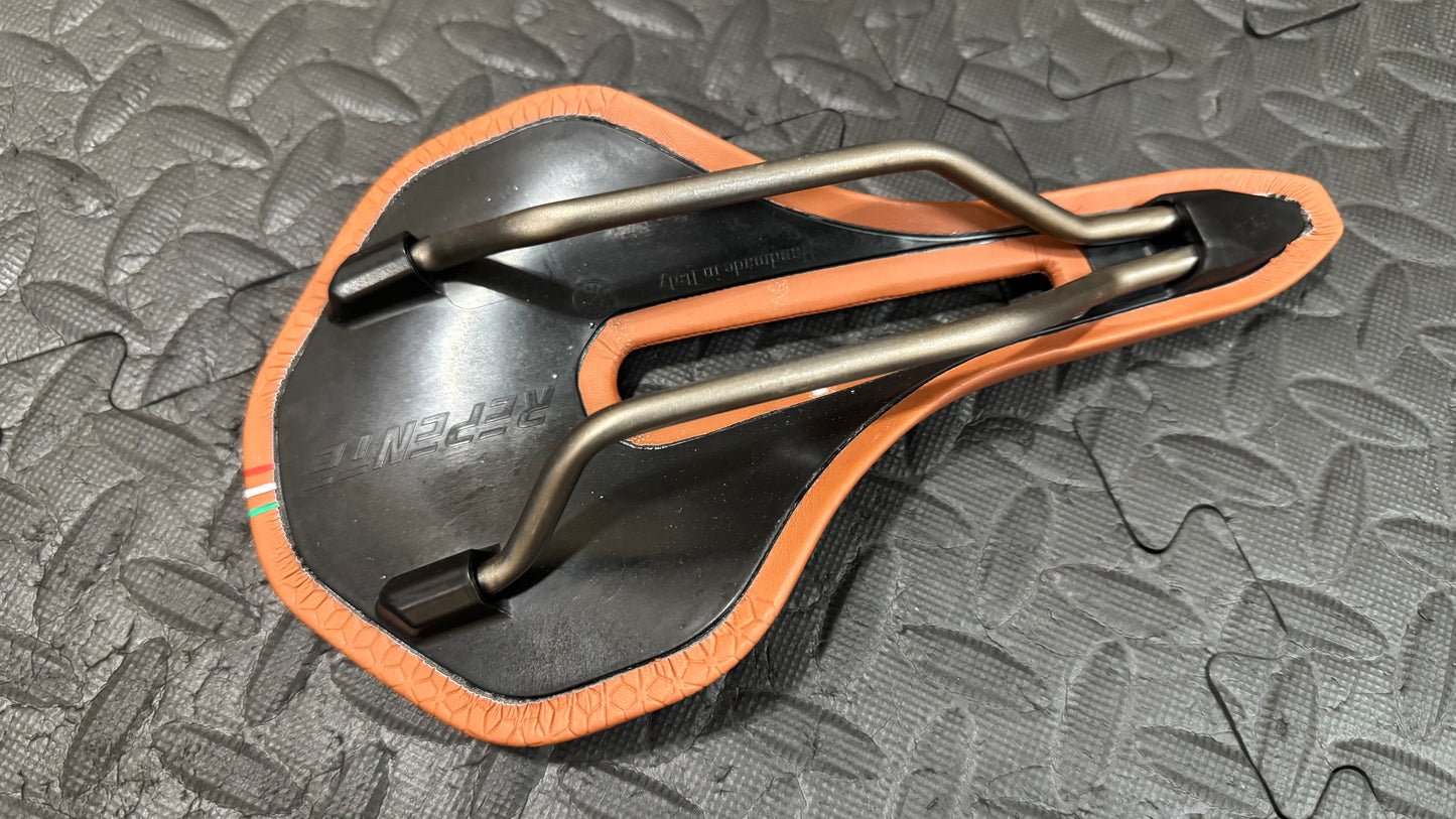 Saddle | Selle Repente Quasar Saddle 142mm | (Used Item)