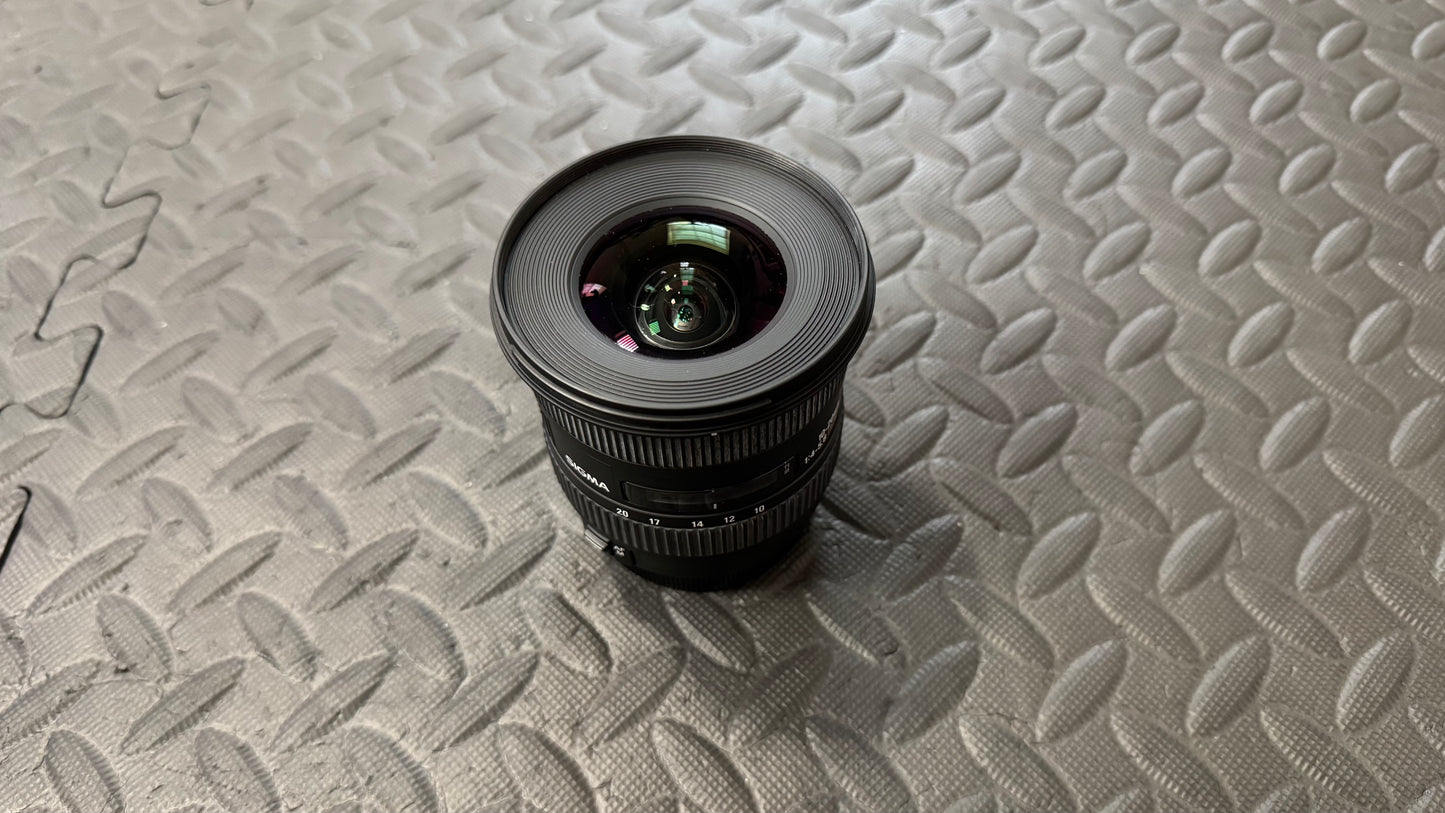 Lens | Sigma EX 10-20mm f/3.5 HSM EX DC Lens For EF Mount Canon Cameras | (Used Item)