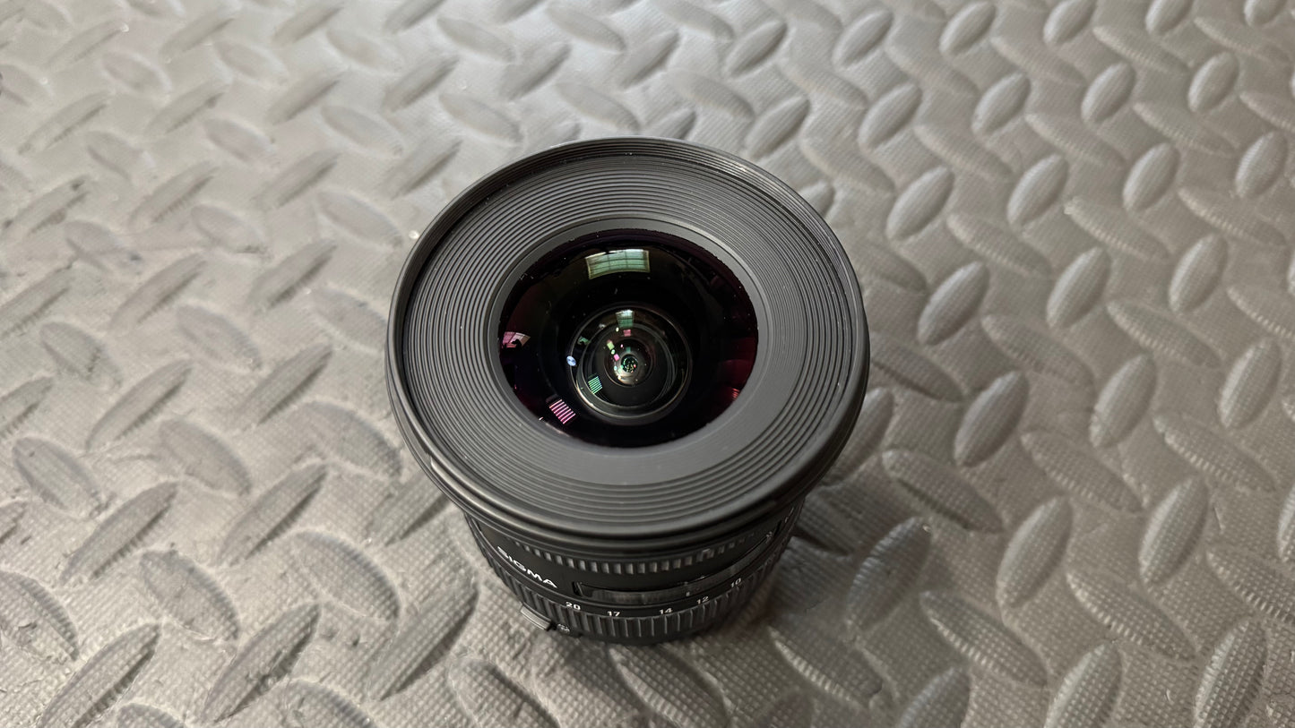 Lens | Sigma EX 10-20mm f/3.5 HSM EX DC Lens For EF Mount Canon Cameras | (Used Item)