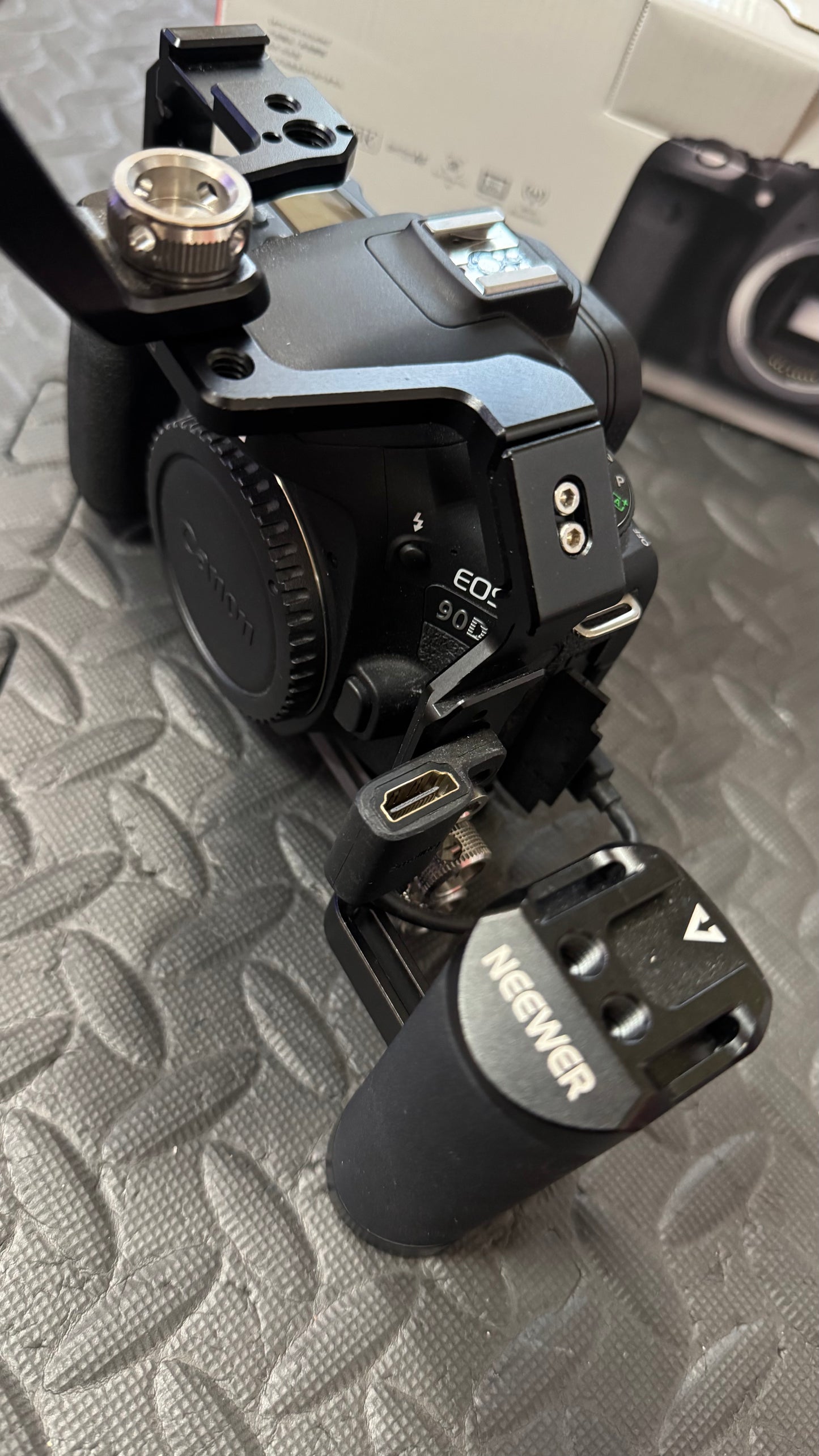 Canon 90d + Extras | (Used Item)