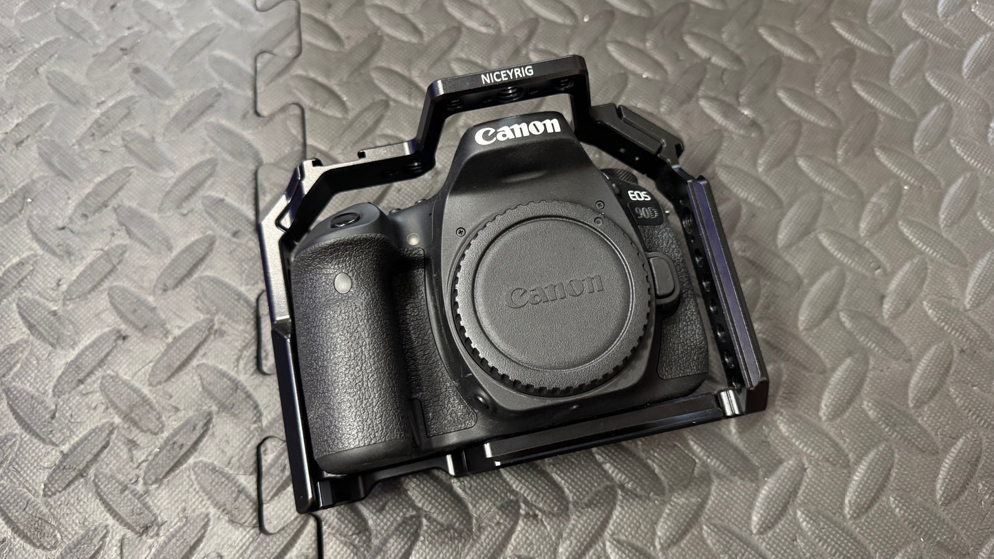 Canon 90d + Extras | (Used Item)