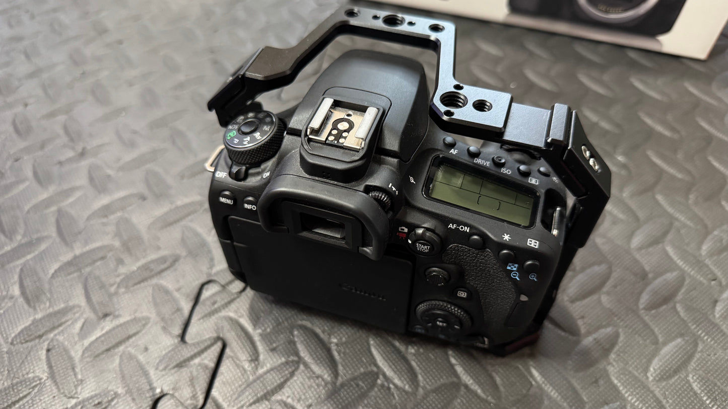 Canon 90d + Extras | (Used Item)