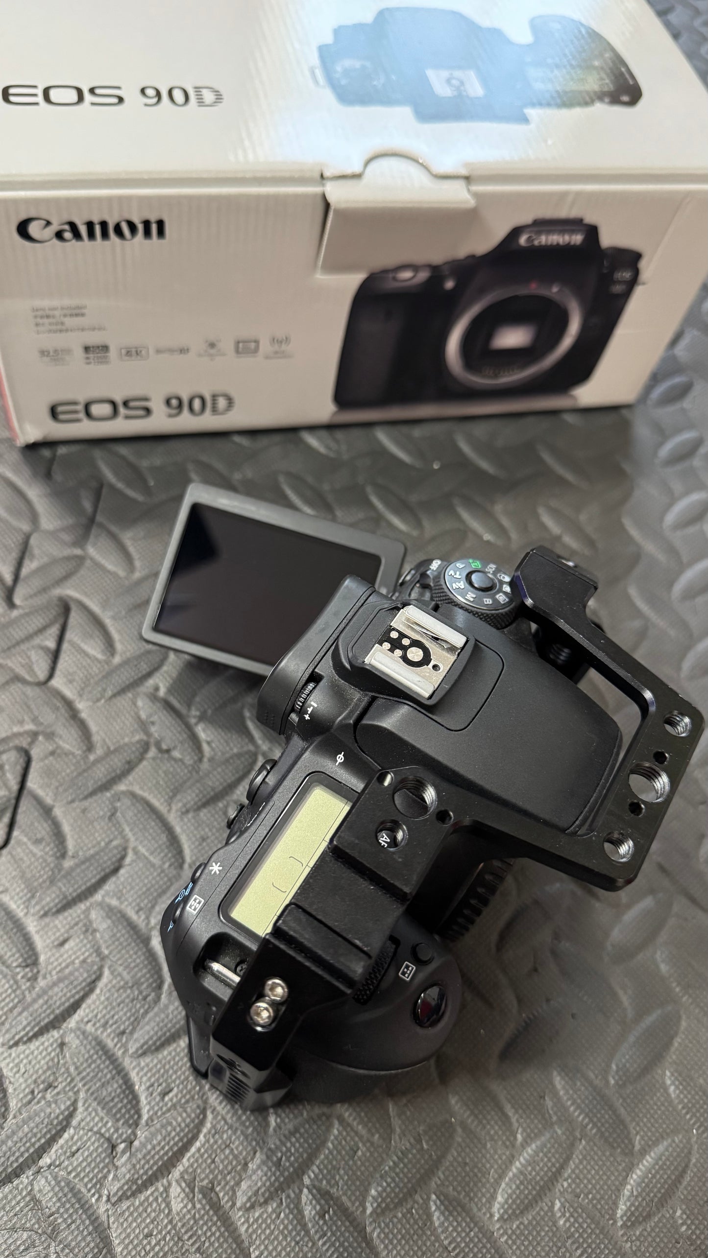 Canon 90d + Extras | (Used Item)