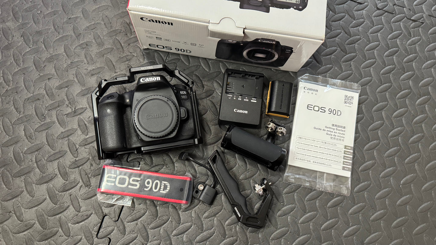 Canon 90d + Extras | (Used Item)