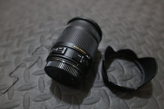 Lens | Sigma EF 18-250mm f/3.5-6.3 DC OS HSM For EF Mount Canon Cameras | (Used Item)